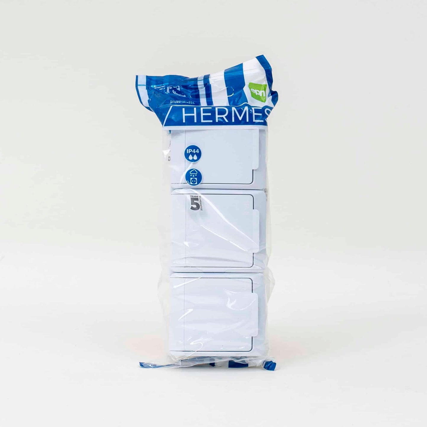 Priza tripla alba cu capac HERMES, 16A/250, IP44 / ELPL-0326-02