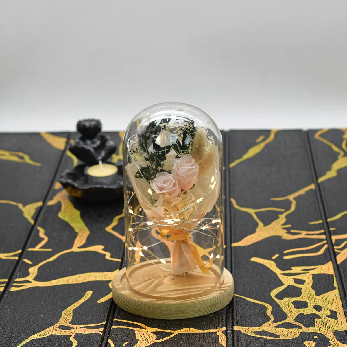 Aranjament floral in cupola de sticla, lumina Led, D4040, Roz pal