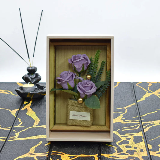 Aranjament floral elegant, flori de sapun, D4075, Mov