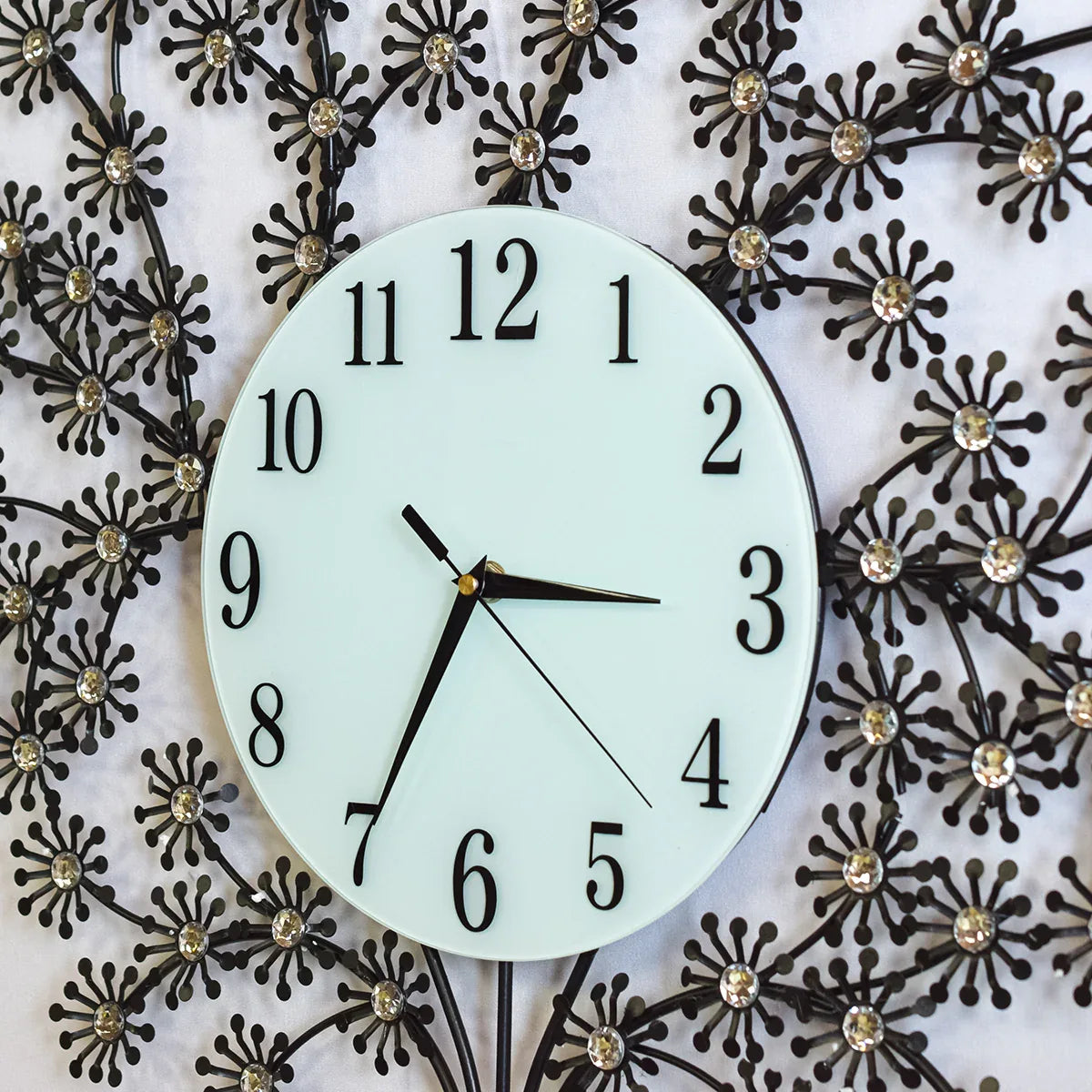 Ceas de perete, stil elegant, Metal, mecanism Silentios, D4182, 80*65 cm, Negru