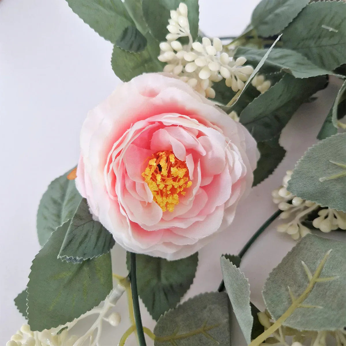 Planta artificiala curgatoare cu flori, Naimeed D4866, Roz, 2m