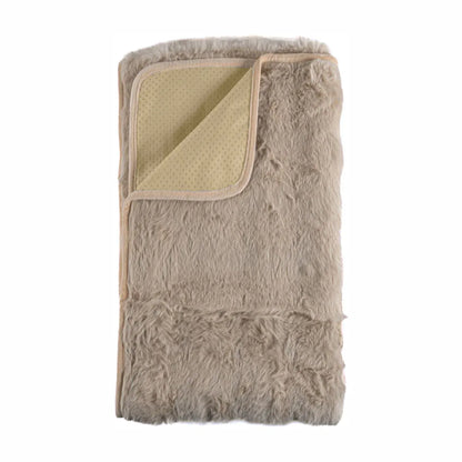 Cuvertura Canapea, Naimeed D4876L, 70x240cm, poliester, pufoasa, Maro