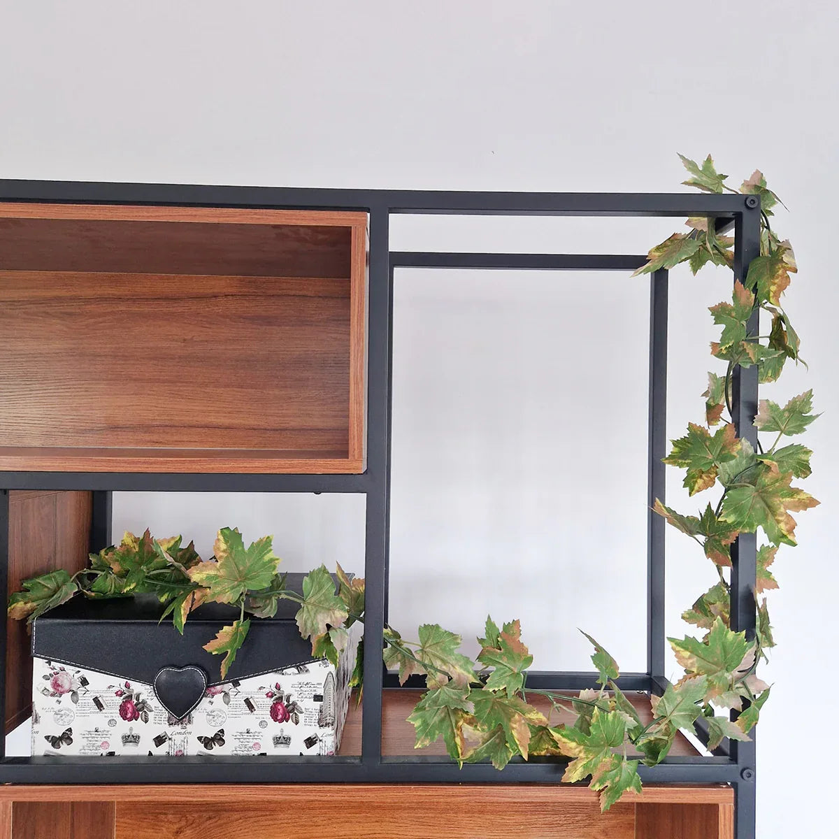 Planta artificiala curgatoare, Naimeed D4954, 1750mm, Verde Inchis