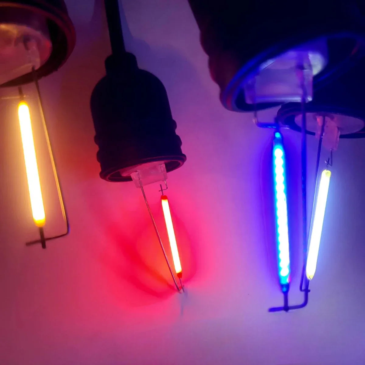 Ghirlanda luminoasa, decorativa, interconectabila, Naimeed D6108, 5m, 10 Becuri LED, Lumina Multicolor