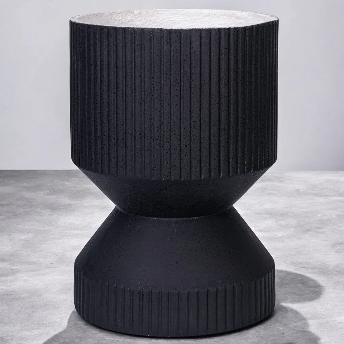 Ghiveci ecologic, Eco-friendly, Naimeed D6407, din materiale minerale, Negru, 47x35x35cm