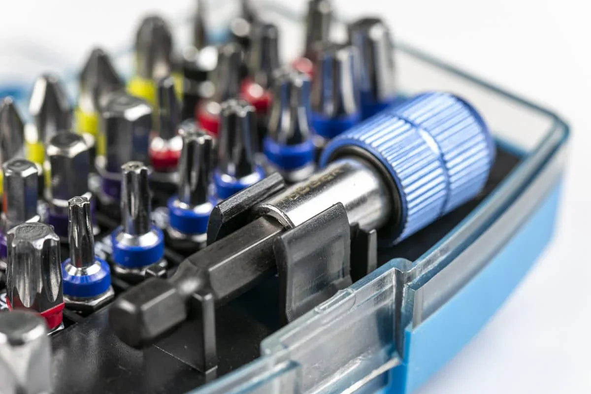 Set 32 bucati bituri pentru surubelnita Z-TOOLS / HT1S400