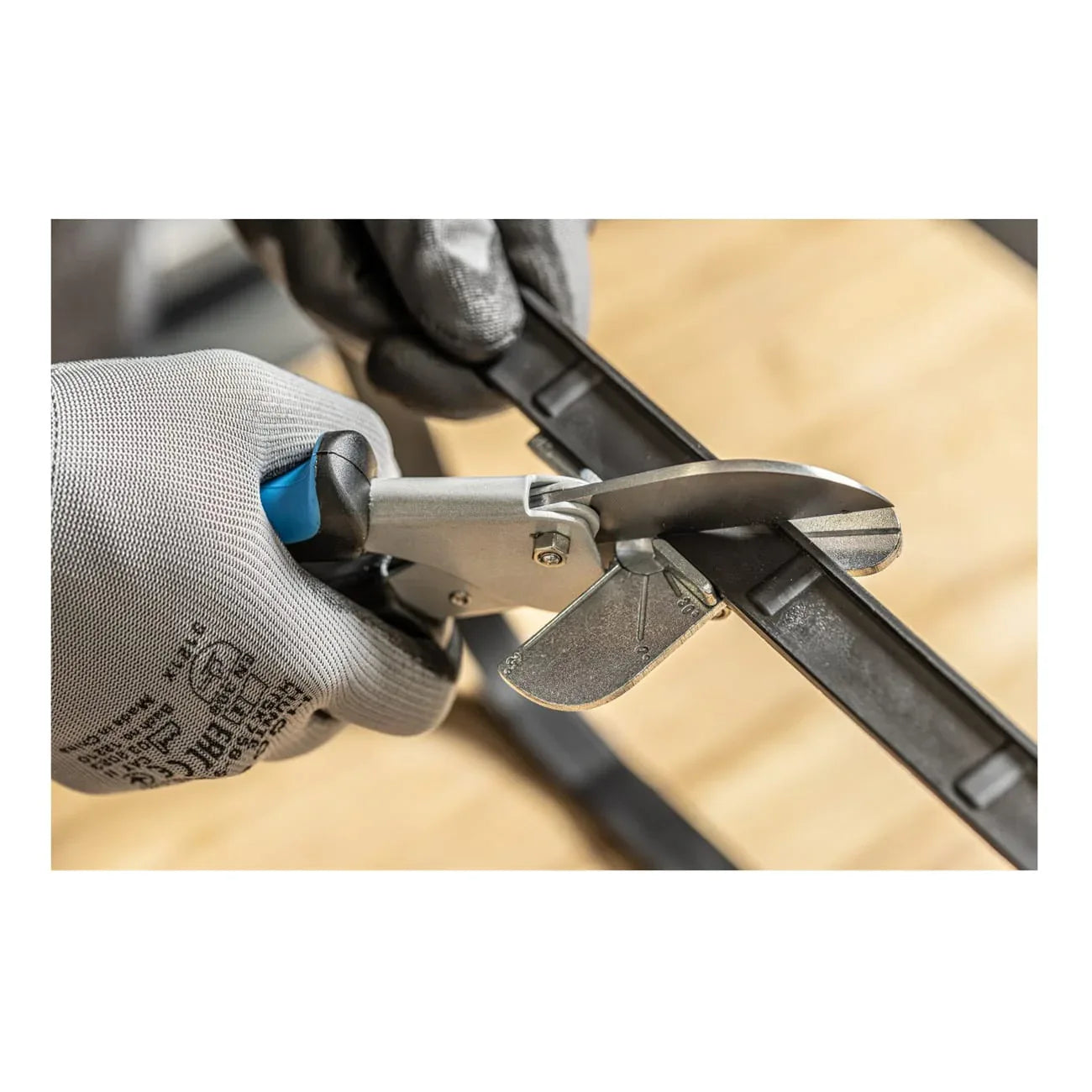 Foarfece de profil cu raportor HOGERT / HT3B514