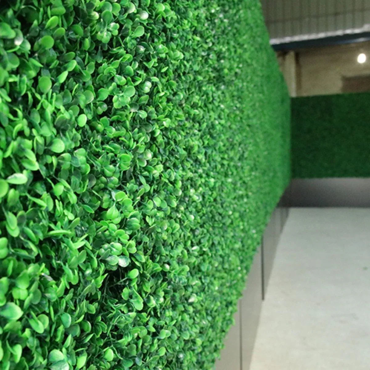 Gard din plante artificiale/ imitatie gard viu, cu structura din metal, Naimeed D7458, dimensiuni 158x56x33cm