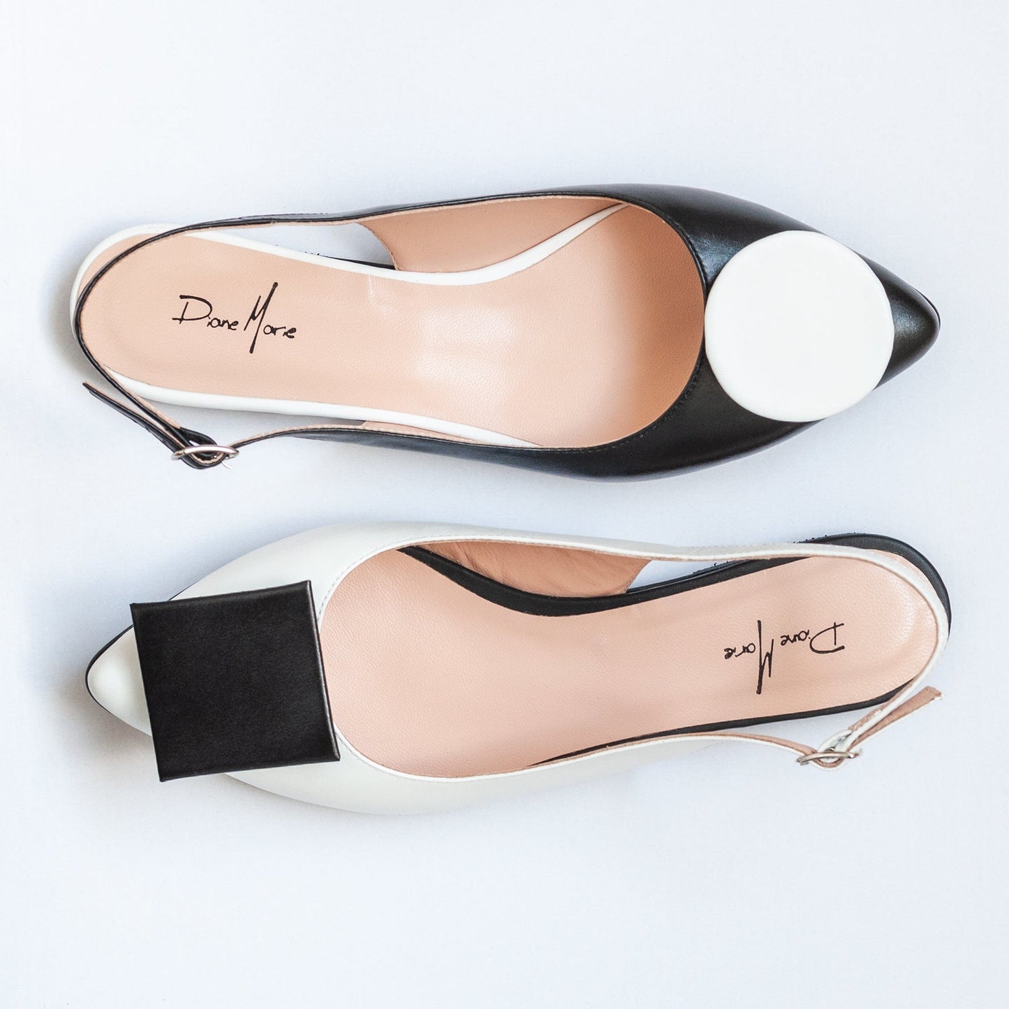 Balerini asimetrici din piele naturala alb cu negru Dee