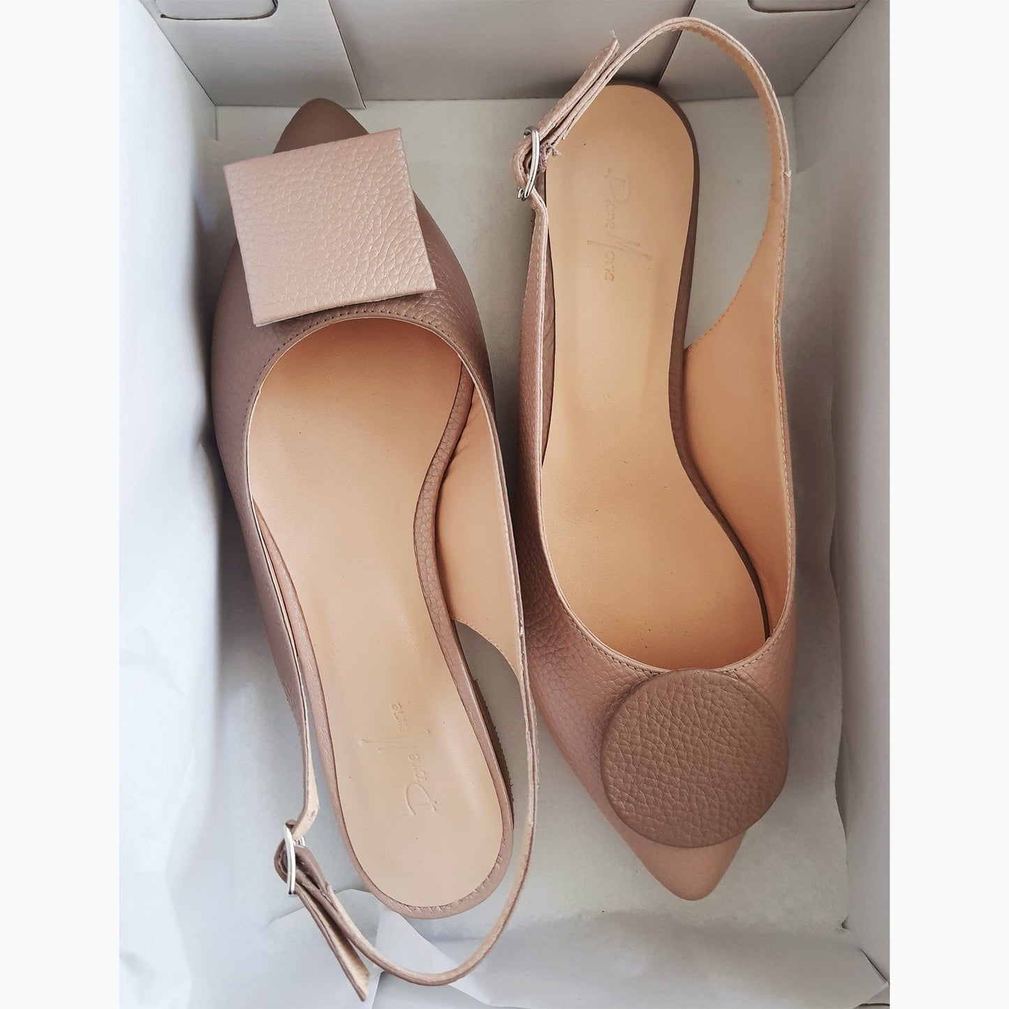 Balerini asimetrici din piele naturala roz cu grej Mallory