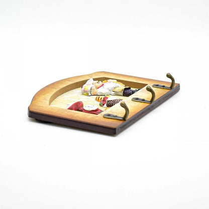 Cuier decorativ cu 3 carlige, Naimeed D65-6, 20x15.5x0.8 cm, Maro