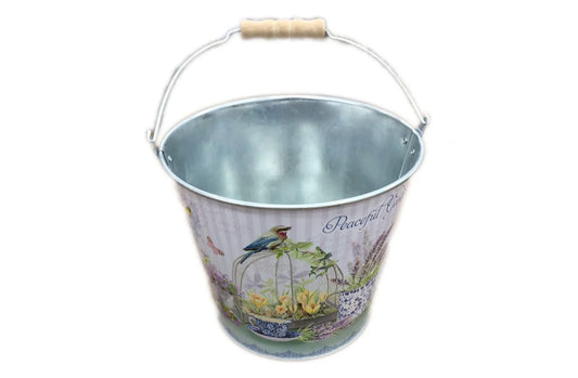 Galetusa decorativa din metal cu maner din lemn D2610, 19x13x15 cm